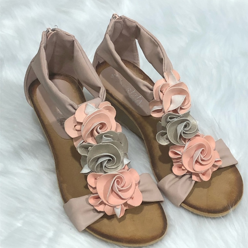 Patrizia floral wedge